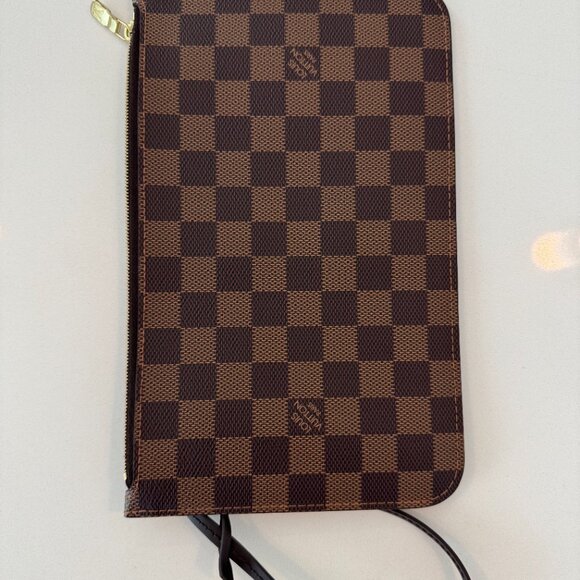 Louis Vuitton Pochette in Damier Ebene authentic - Picture 10 of 13